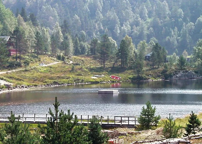 Сasa de vacaciones 5 Bedroom Awesome In Kvinlog